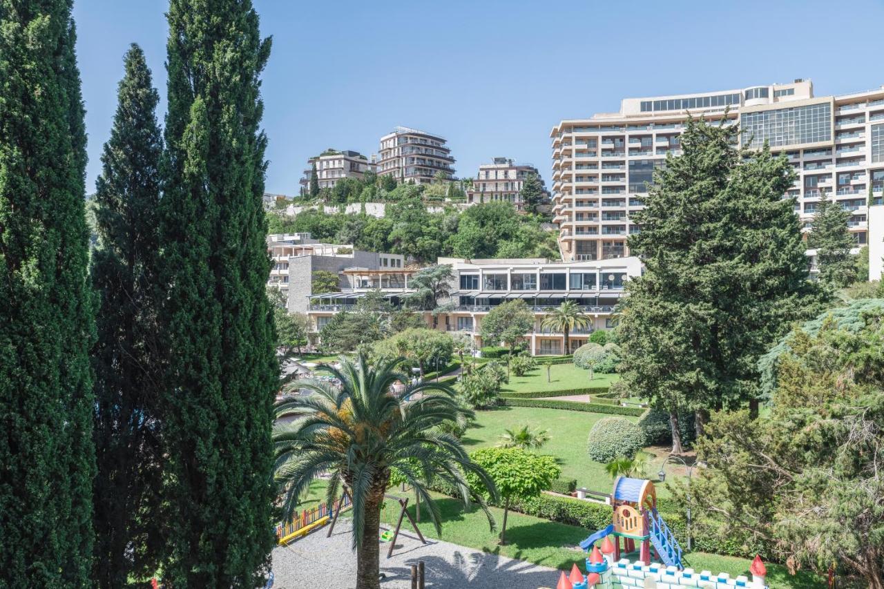 Iberostar Bellevue - All Inclusive Bečići Esterno foto