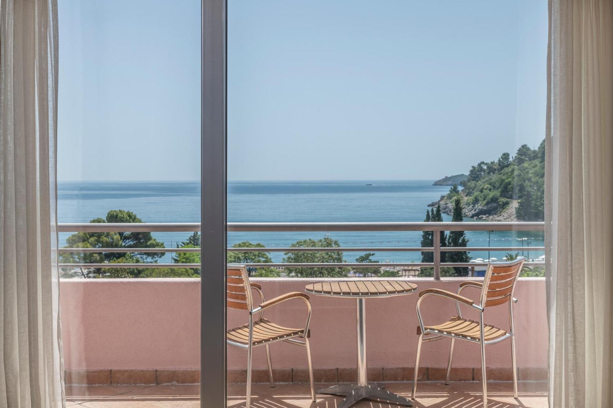 Iberostar Bellevue - All Inclusive Bečići Esterno foto